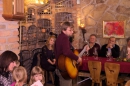 kud-prasila-vecer-prleske-knjige-in-vina-2015-tk-hlebec-helena-srnec-42