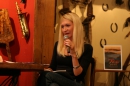 vecer_prleske_poezije_in_vina2014helenasrnec_blanka_petra8