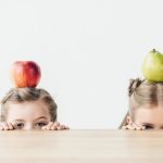 Jabolko proti hruški: nutricionisti so nam povedali, kateri sadež vsebuje več hranilnih snovi Jabolko proti hruški: nutricionisti so nam povedali, kateri sadež vsebuje